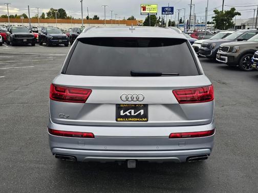 2019 Audi Q7 55 Premium Plus