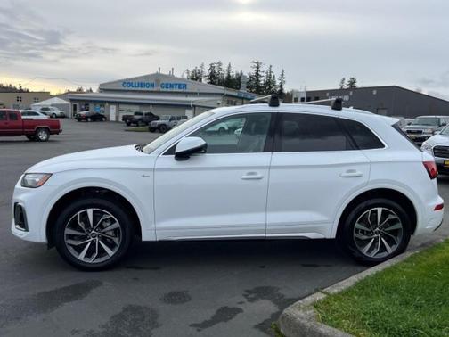 2023 Audi Q5 45 S line Premium Plus