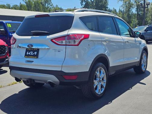 White Platinum Tri-Coat Metallic 2015 Ford Escape Titanium