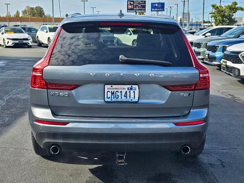 2020 Volvo XC60 T6 Momentum