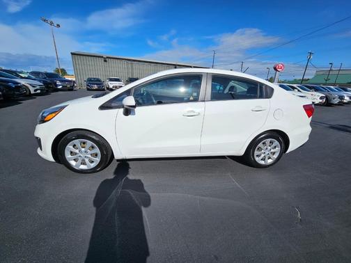 2016 Kia Rio EX