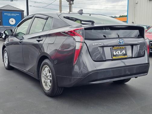 Magnetic Gray Metallic 2016 Toyota Prius Two