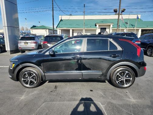2024 Kia Niro EX