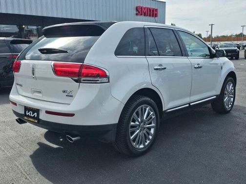 2013 Lincoln MKX Base