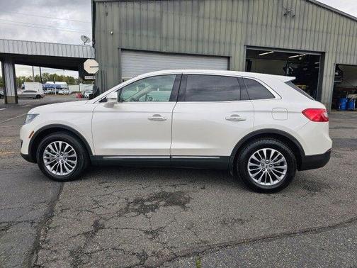2017 Lincoln MKX Select