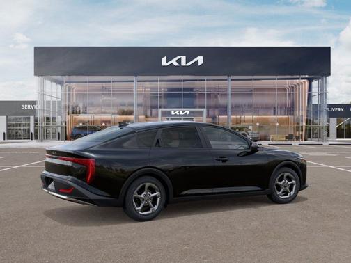 Aurora Black Pearl 2026 Kia K4 LXS