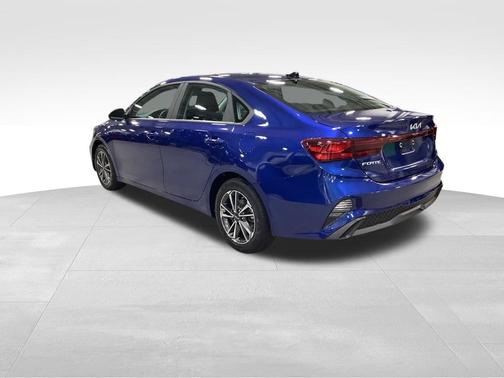 Deep Sea Blue 2023 Kia Forte LXS