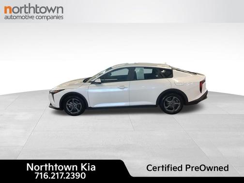 Snow White Pearl 2025 Kia K4 LXS