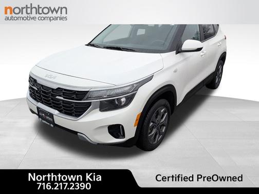 Snow White Pearl 2024 Kia Seltos LX
