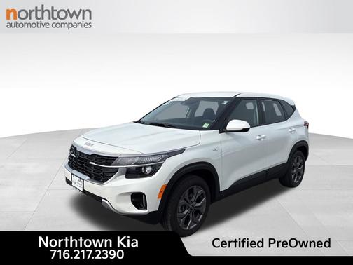 Snow White Pearl 2024 Kia Seltos LX
