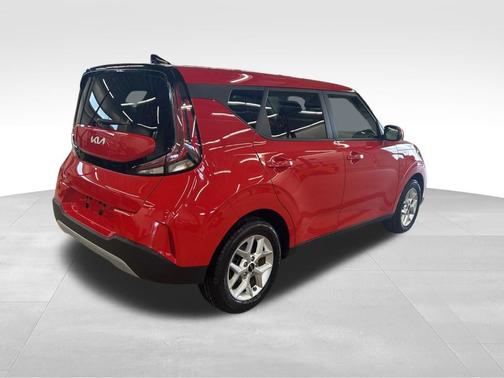Inferno Red 2023 Kia Soul LX