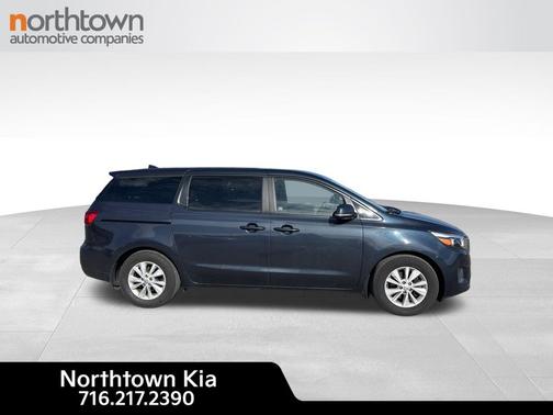 2017 Kia Sedona LX
