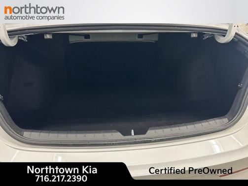 Glacial White Pearl 2024 Kia K5 GT-Line
