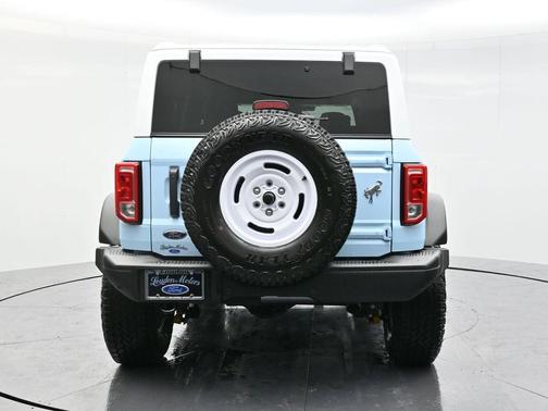 2025 Ford Bronco Heritage Edition