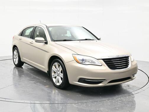 2013 Chrysler 200 LX