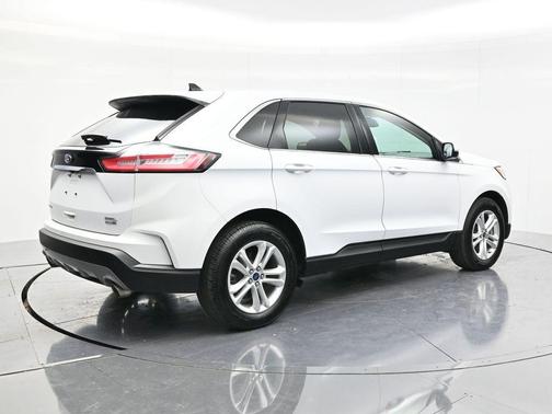 Oxford White 2020 Ford Edge SEL