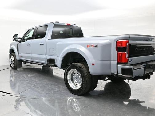 2026 Ford F-450 Platinum