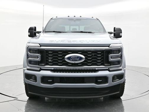 2026 Ford F-450 Platinum