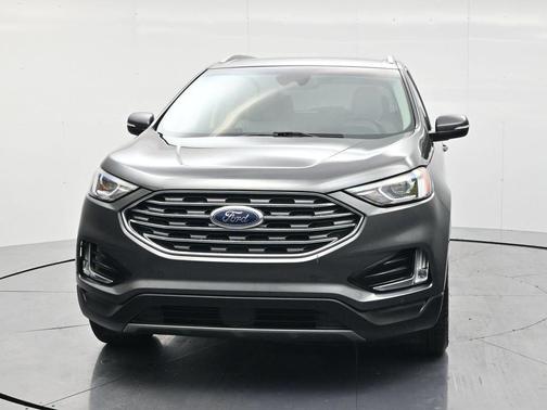 Magnetic 2020 Ford Edge Titanium