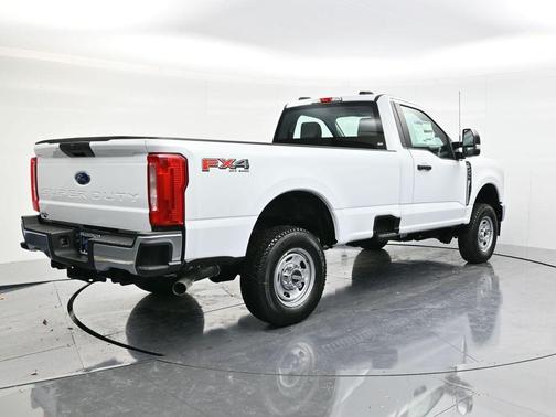 Oxford White 2026 Ford F-250 XL