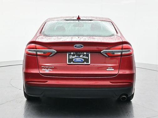 Ruby Red Metallic 2019 Ford Fusion SE