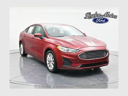 Ruby Red Metallic 2019 Ford Fusion SE
