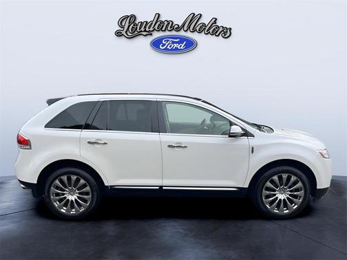 2013 Lincoln MKX Base