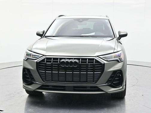 Chronos Gray Metallic 2025 Audi Q3 45 S line Premium