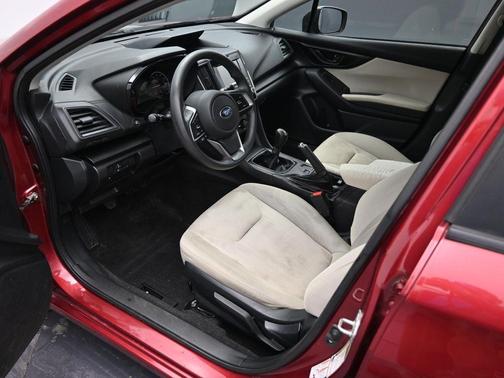 2018 Subaru Impreza 2.0i