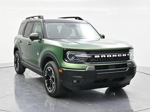 Green Metallic 2025 Ford Bronco Sport Outer Banks