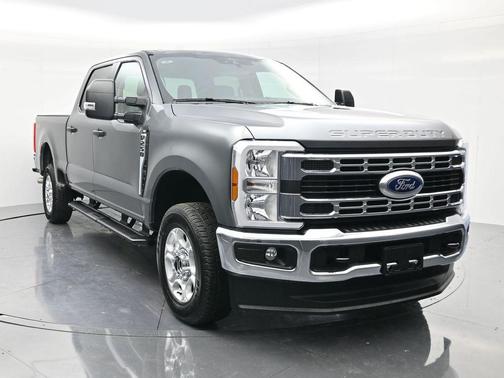 Gray Metallic 2025 Ford F-250 XLT