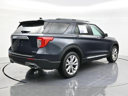 Blue Metallic 2023 Ford Explorer Platinum