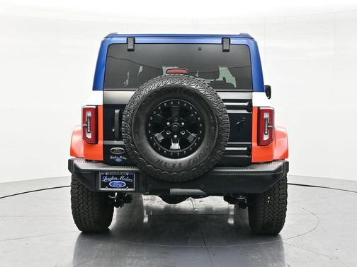 Oxford White 2025 Ford Bronco Stroppe Edition