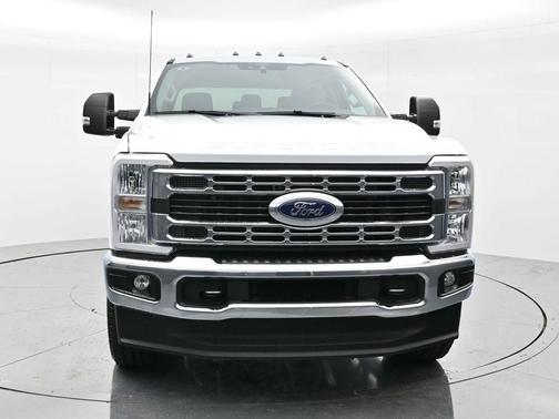 2026 Ford F-350 XLT