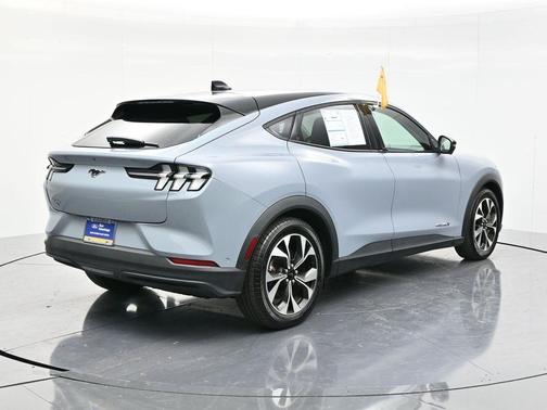 2024 Ford Mustang Mach-E Select