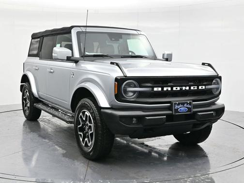 2021 Ford Bronco Outer Banks