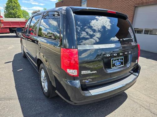 2014 Dodge Grand Caravan R/T