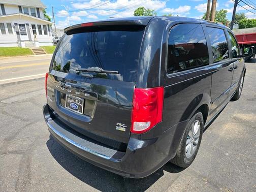 2014 Dodge Grand Caravan R/T