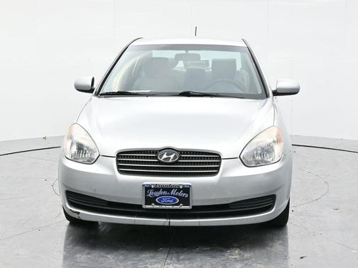 2010 Hyundai Accent GLS