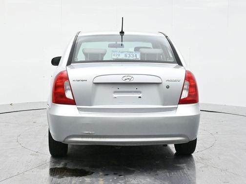 2010 Hyundai Accent GLS