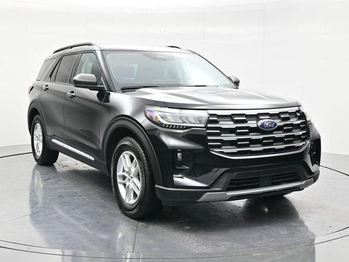 Black Metallic 2025 Ford Explorer Active