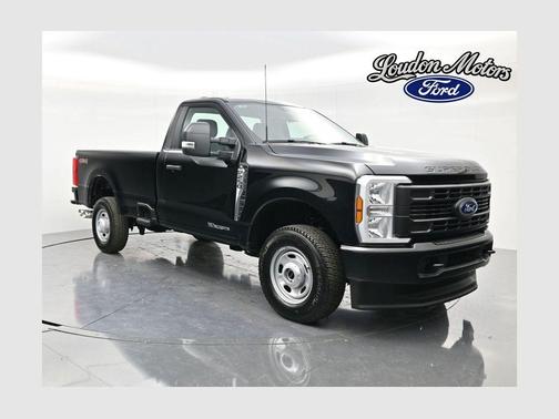 Black Metallic 2026 Ford F-250 XL