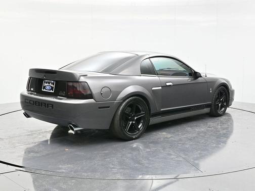 2003 Ford Mustang SVT Cobra