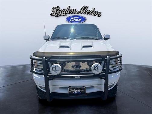 2002 Ford F-150 XLT SuperCrew