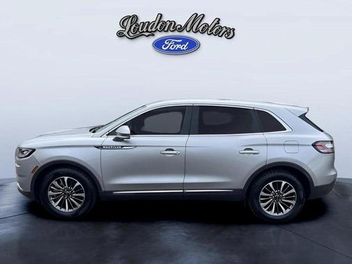 2022 Lincoln Nautilus Standard