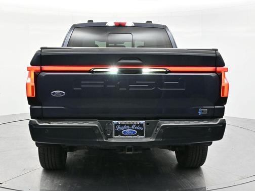 2022 Ford F-150 Lightning Platinum