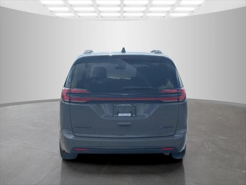2021 Chrysler Pacifica Hybrid Touring L