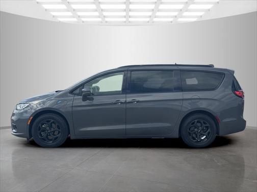 2021 Chrysler Pacifica Hybrid Touring L