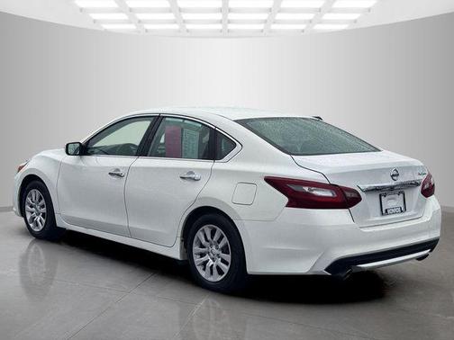 Super Black 2018 Nissan Altima 2.5 S