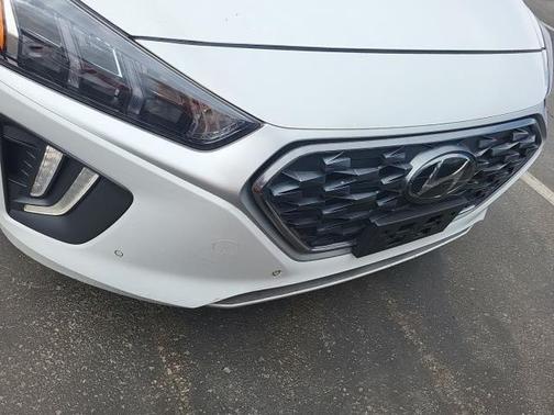 2020 Hyundai IONIQ Plug-In Hybrid Limited